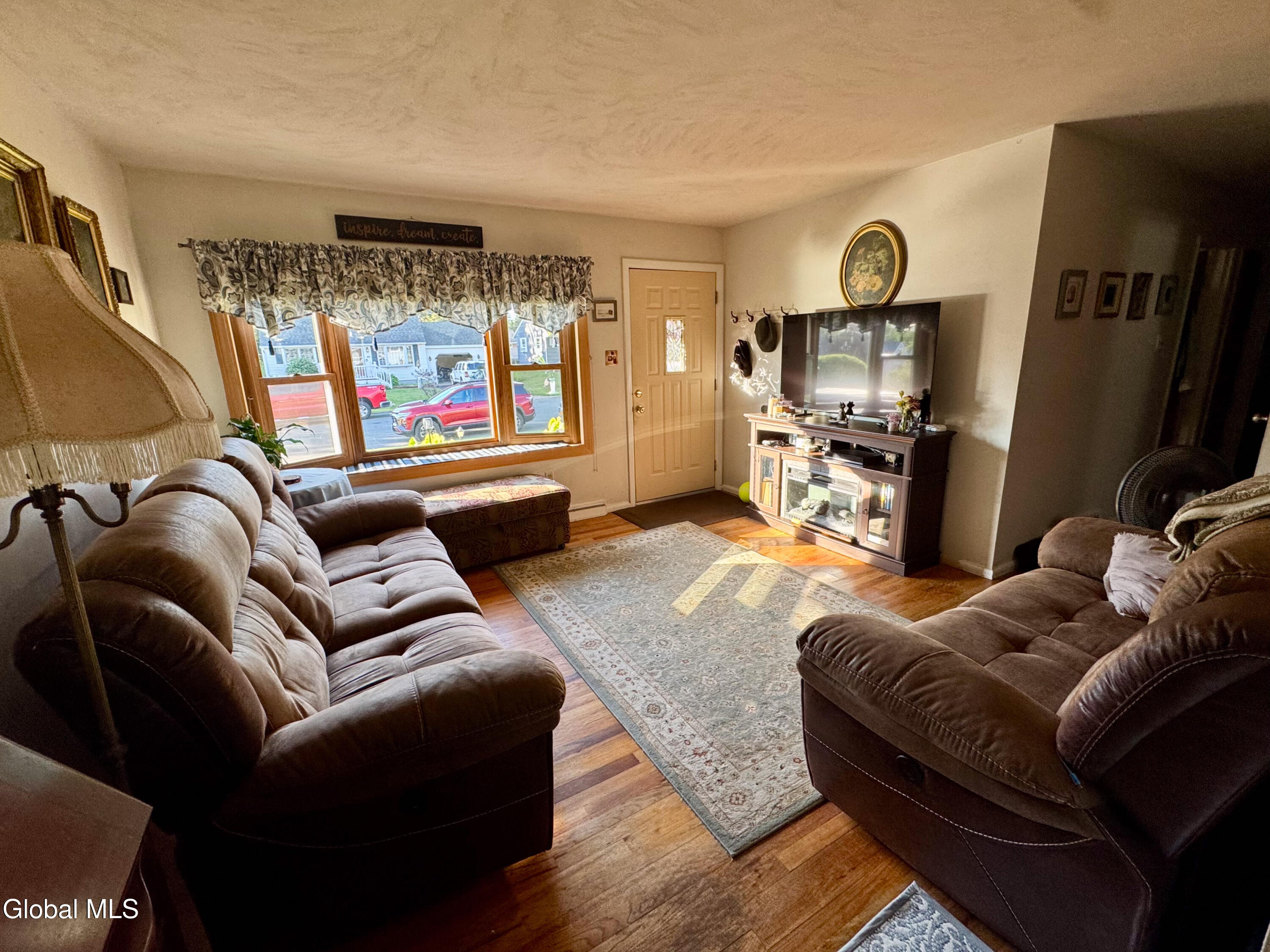 51 Munro Court Troy NY 12180