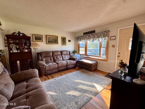 51 Munro Court Troy NY 12180
