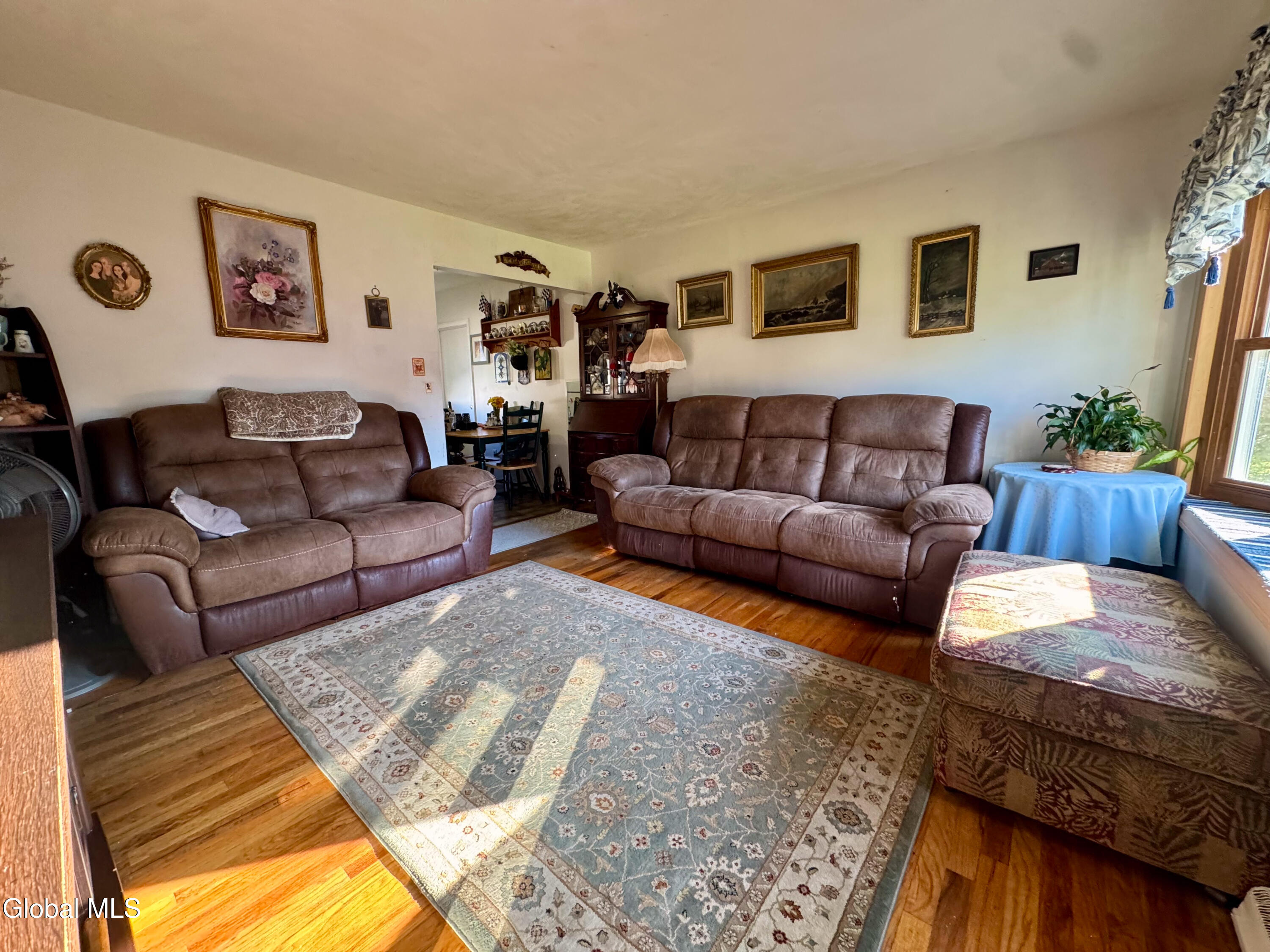 51 Munro Court Troy NY 12180