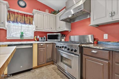 136 Jefferson Street Saratoga Springs NY 12866