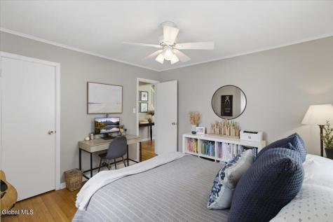 33 Glennon Road Latham NY 12110