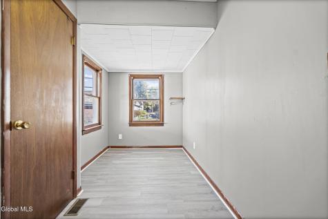 16 Lyric Avenue Albany NY 12205