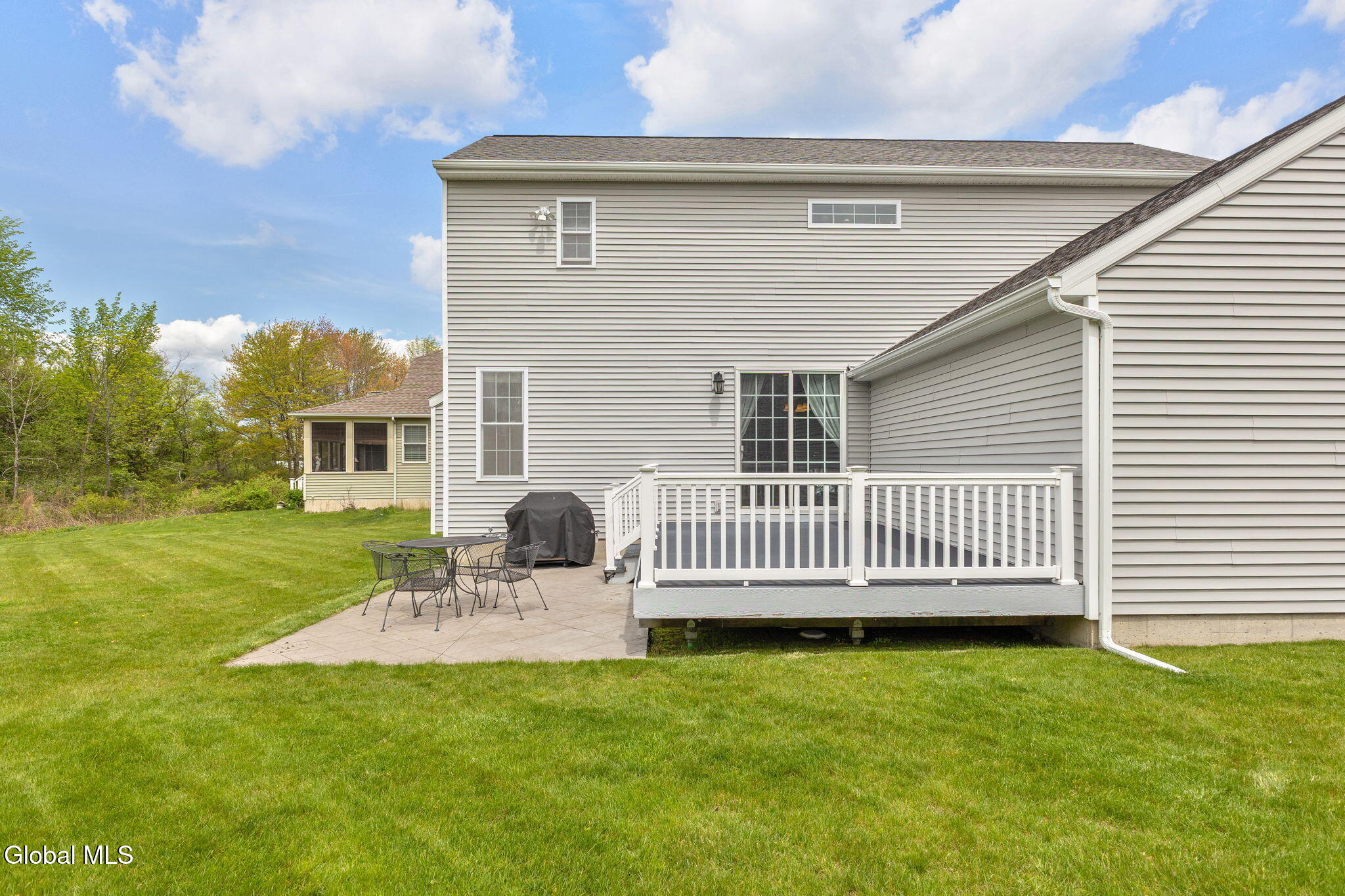 49 Buckingham Lane Cohoes NY 12047