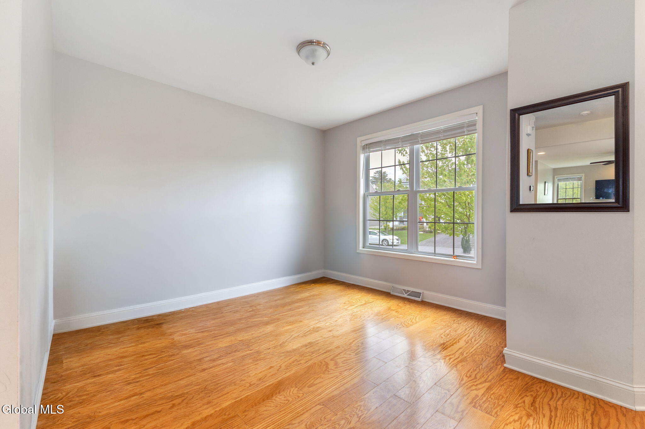 49 Buckingham Lane Cohoes NY 12047