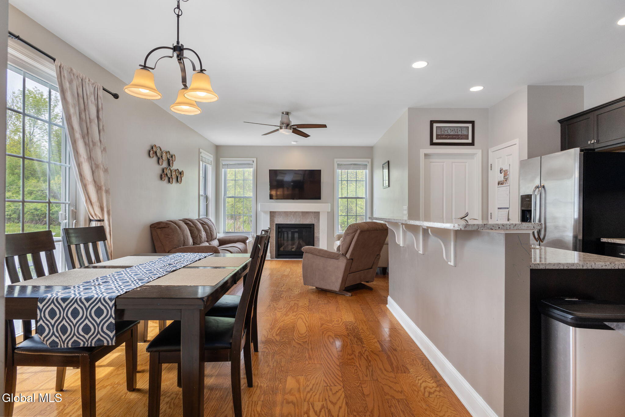 49 Buckingham Lane Cohoes NY 12047