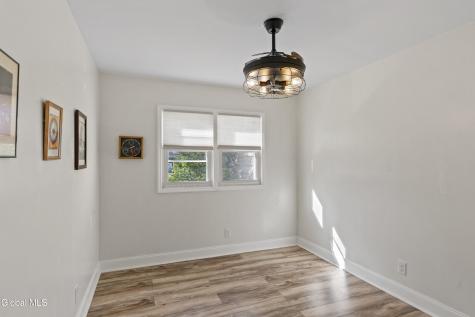 14 Marie Parkway Loudonville NY 12211