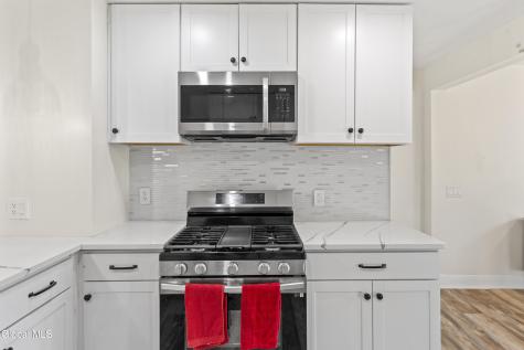 14 Marie Parkway Loudonville NY 12211
