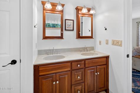 158 Palmer Drive Ravena NY 12143