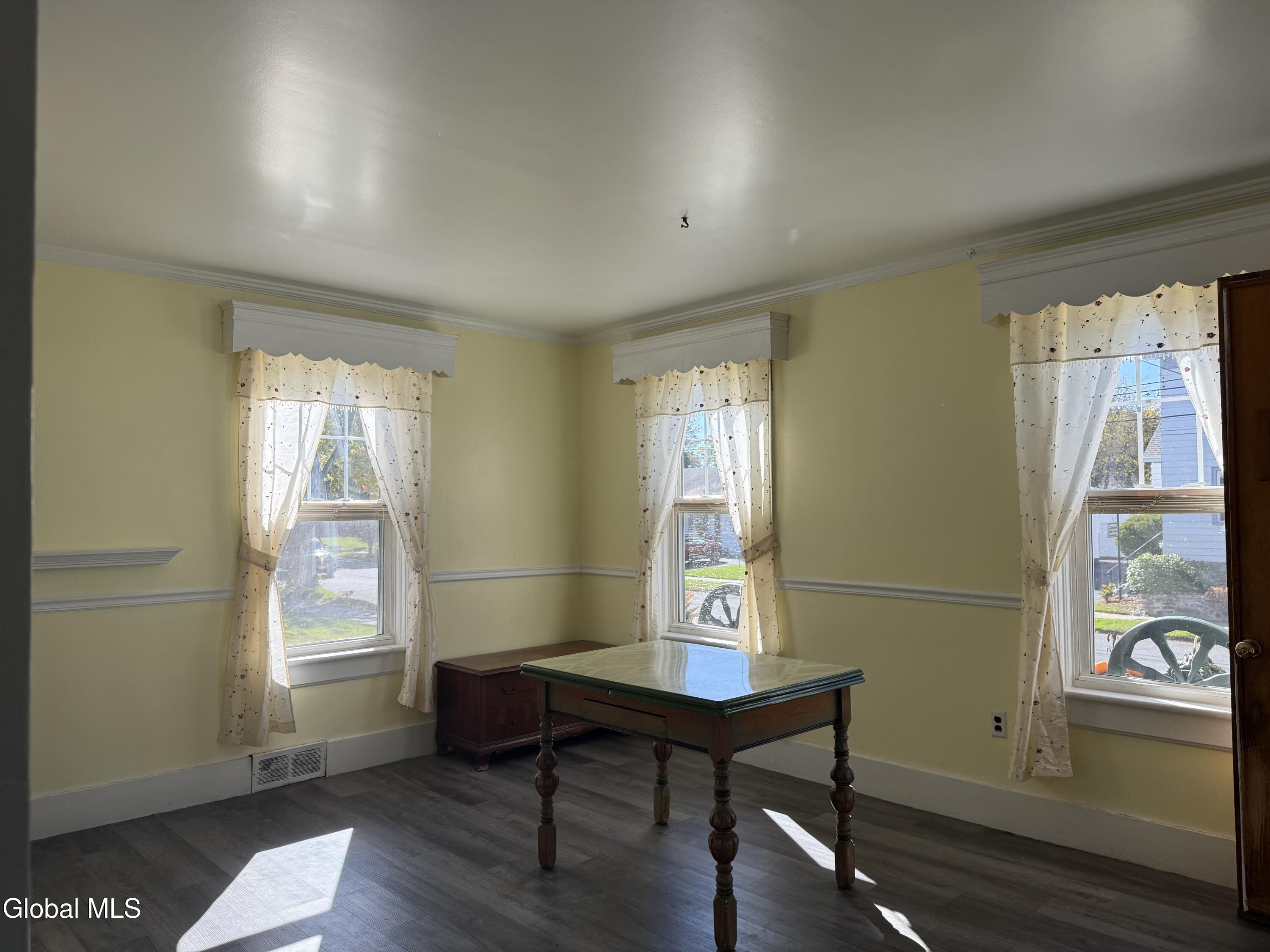 152 Kingsboro Avenue Gloversville NY 12078