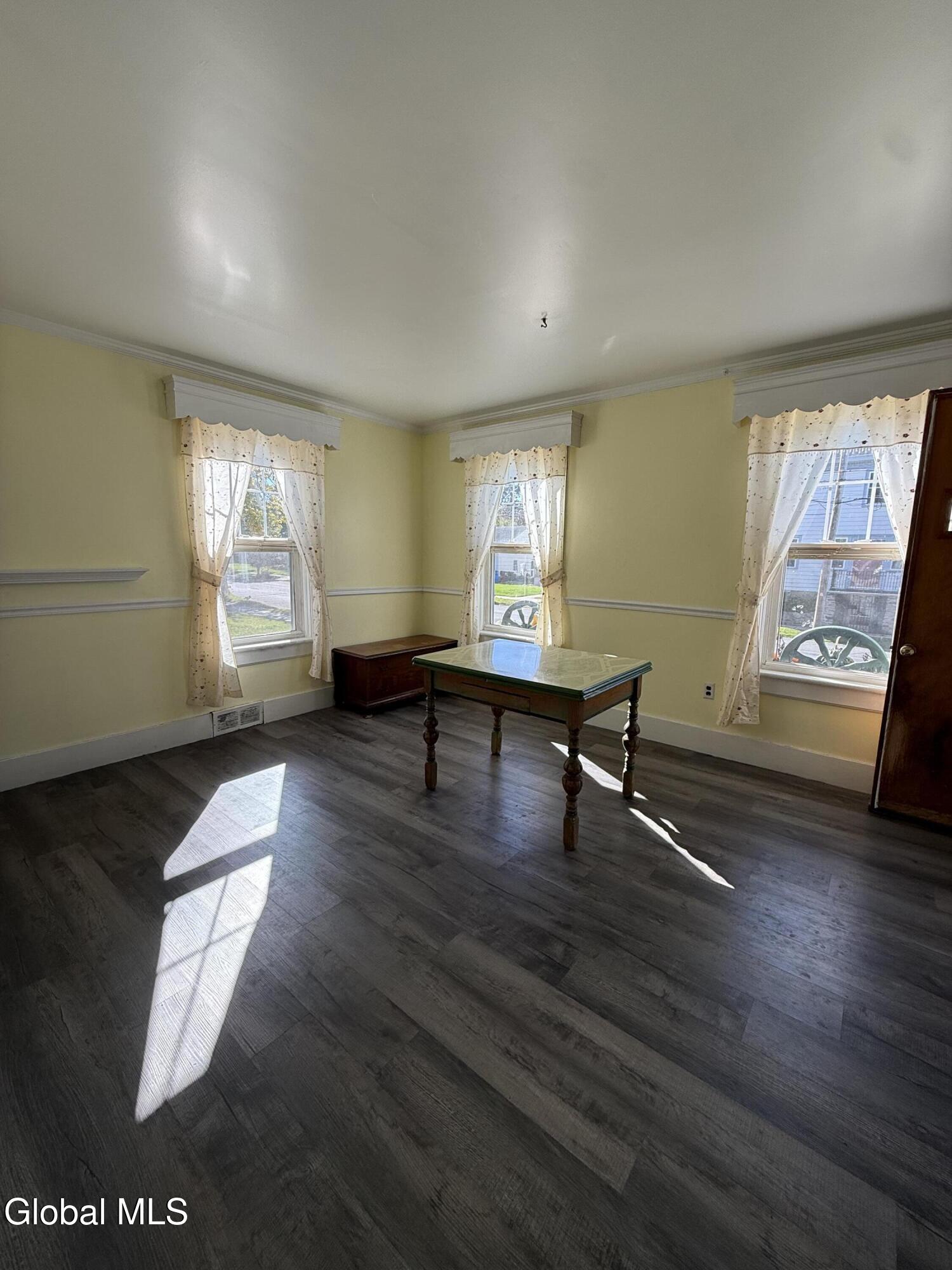 152 Kingsboro Avenue Gloversville NY 12078