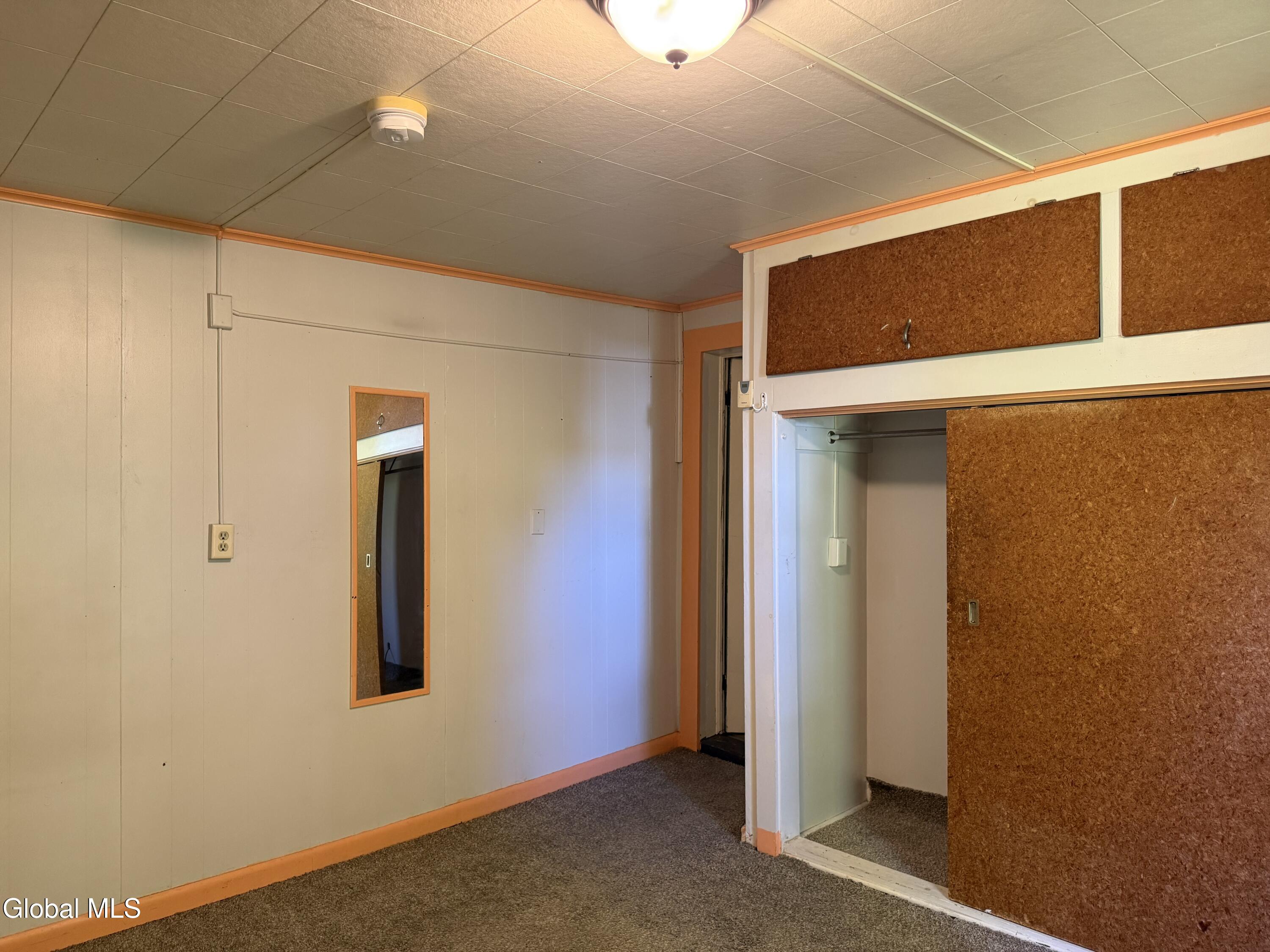 152 Kingsboro Avenue Gloversville NY 12078