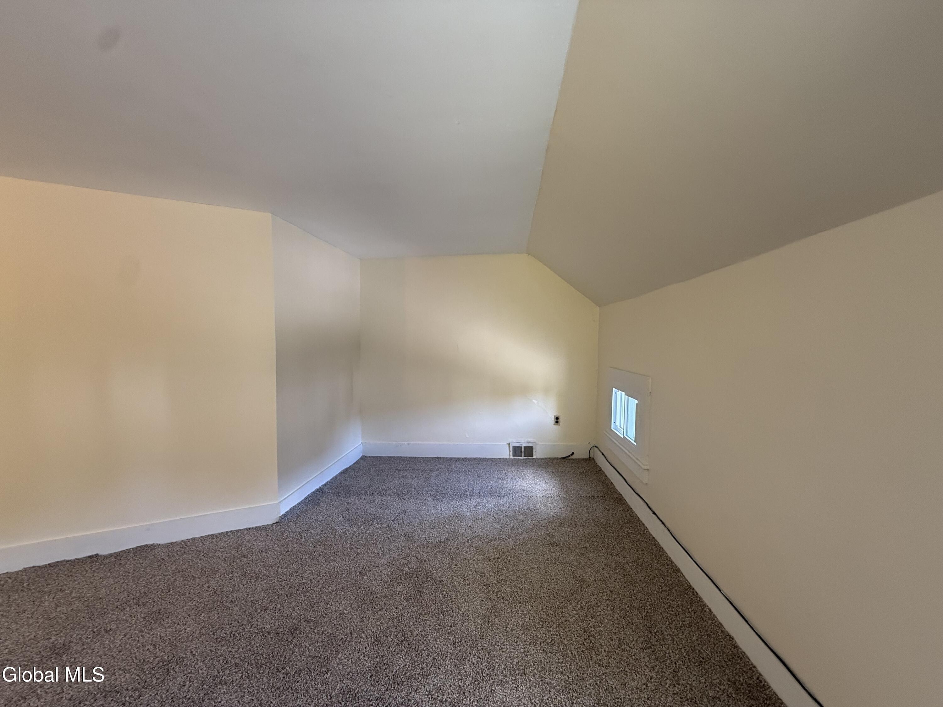 152 Kingsboro Avenue Gloversville NY 12078