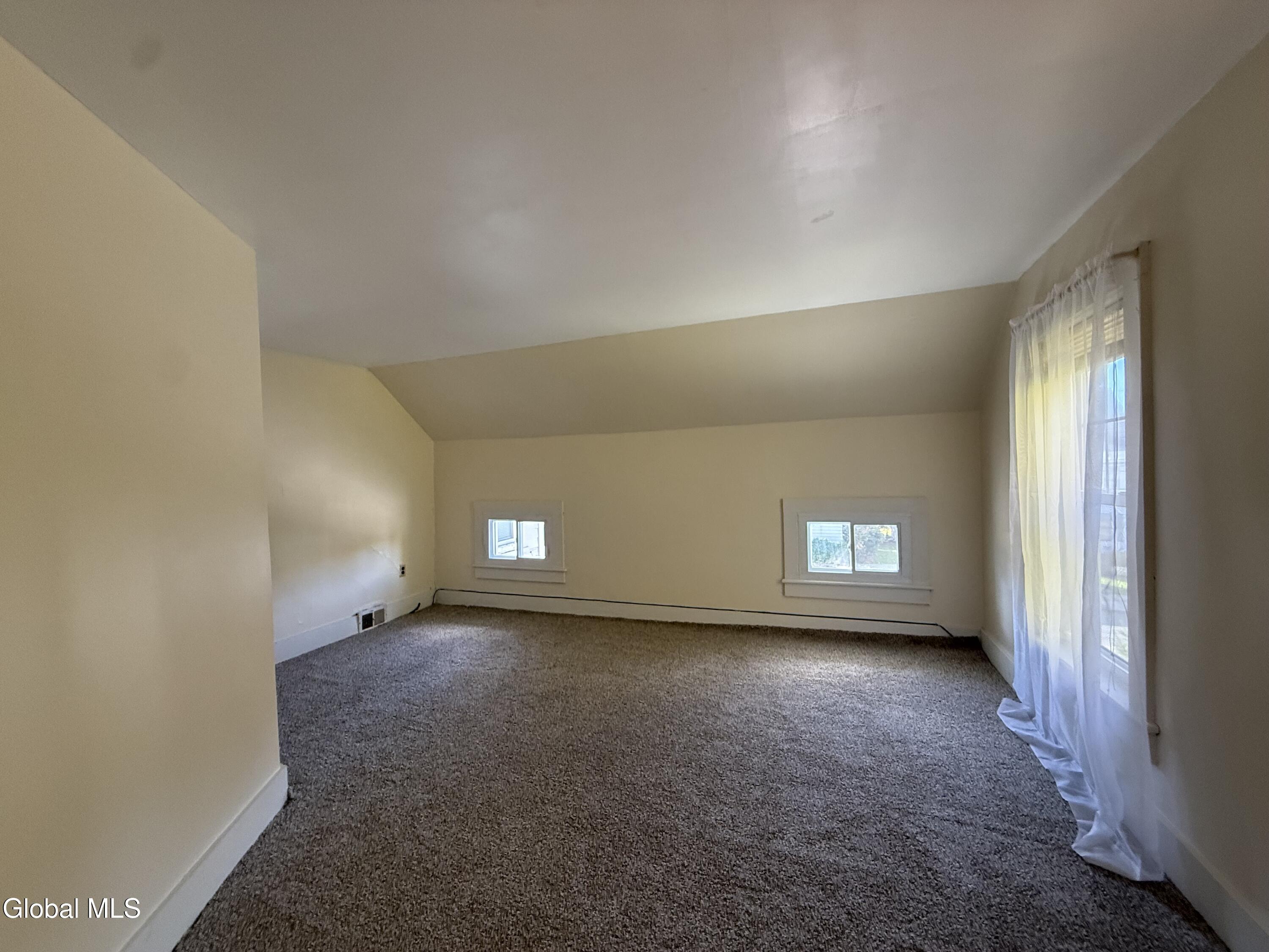 152 Kingsboro Avenue Gloversville NY 12078