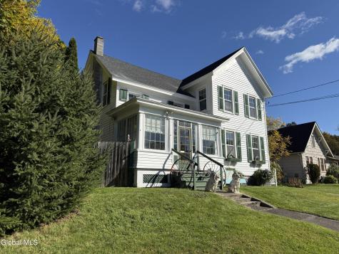 152 Kingsboro Avenue Gloversville NY 12078