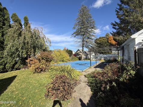 152 Kingsboro Avenue Gloversville NY 12078