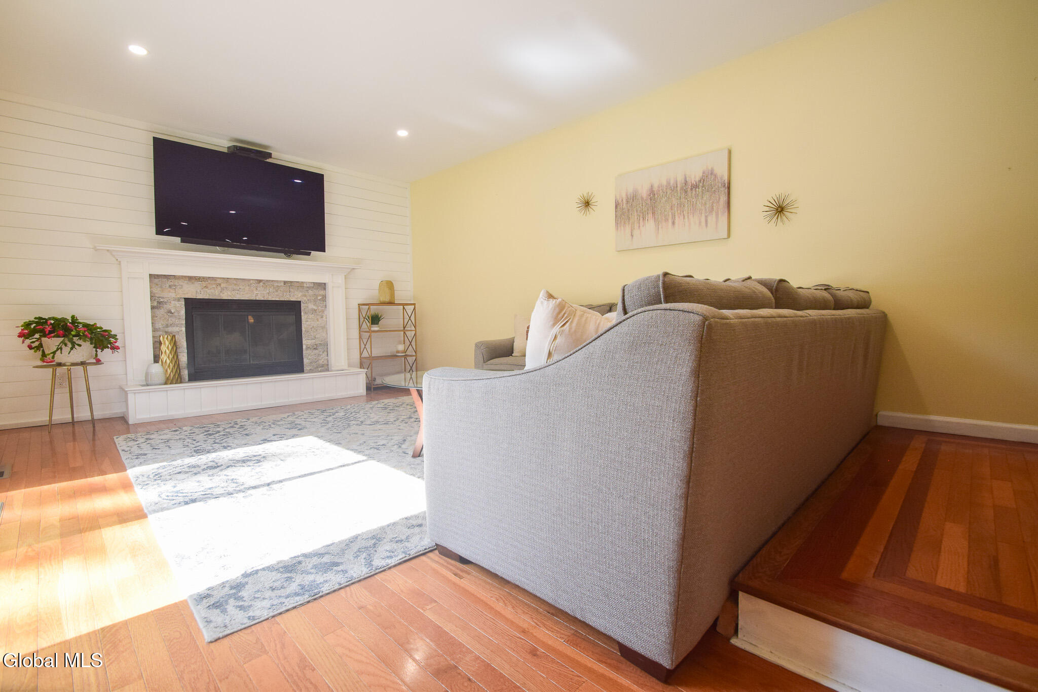 18 Esopus Drive Clifton Park NY 12065