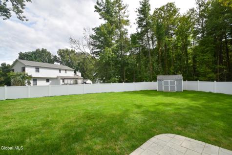 18 Esopus Drive Clifton Park NY 12065