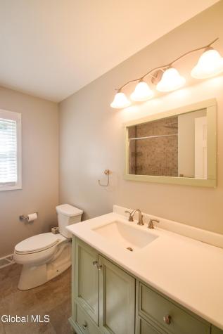 18 Esopus Drive Clifton Park NY 12065