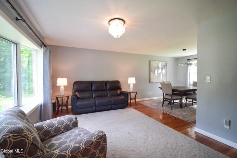 18 Esopus Drive Clifton Park NY 12065