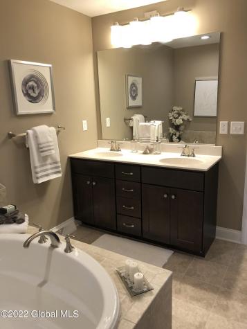 10 Balsam Court Ballston Lake NY 12019