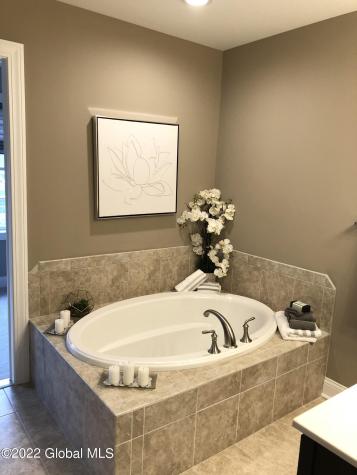 10 Balsam Court Ballston Lake NY 12019