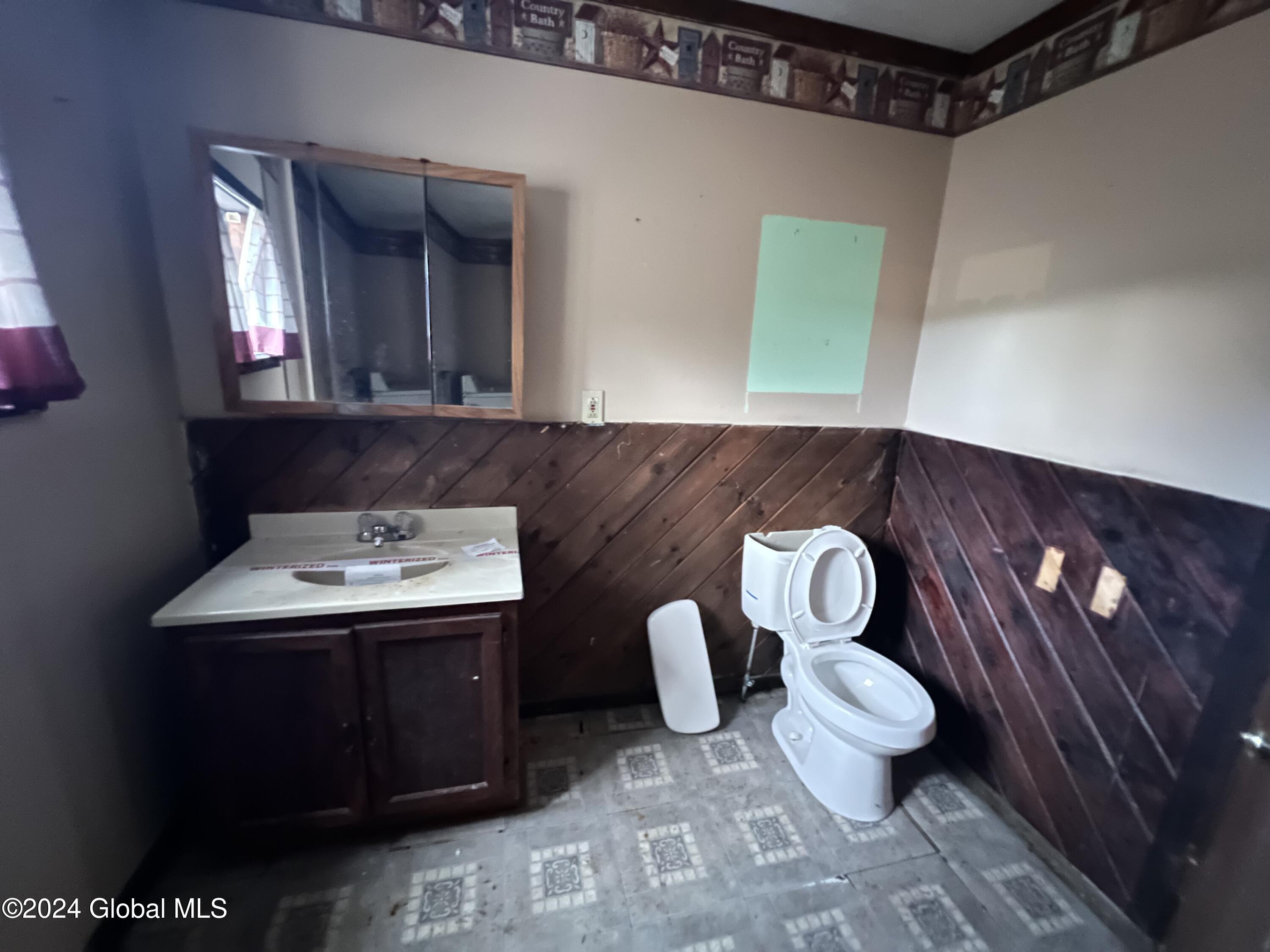 3186 Plank Road Mineville NY 12956