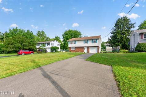 6 Theresa Ann Court Albany NY 12205
