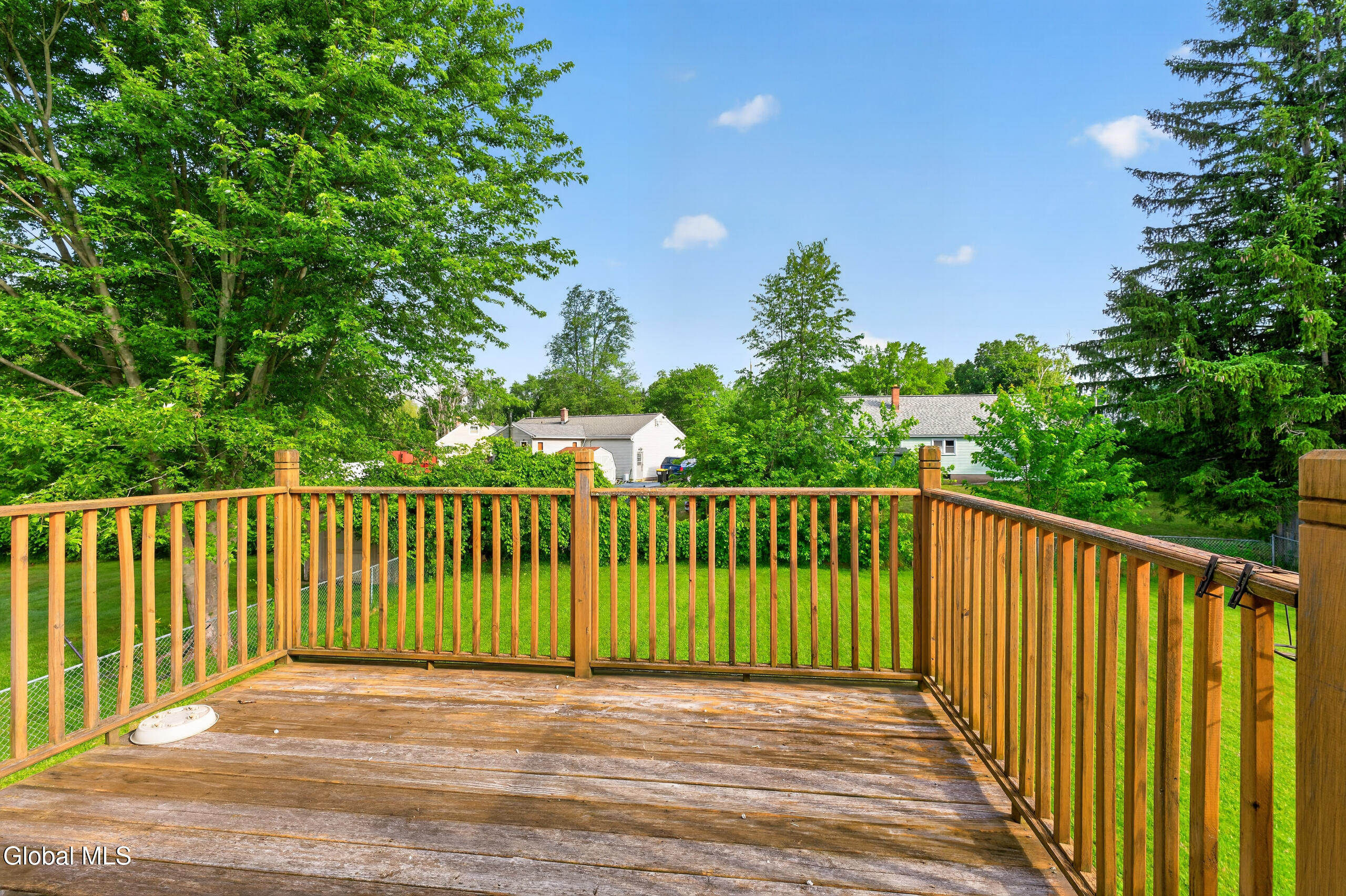 6 Theresa Ann Court Albany NY 12205