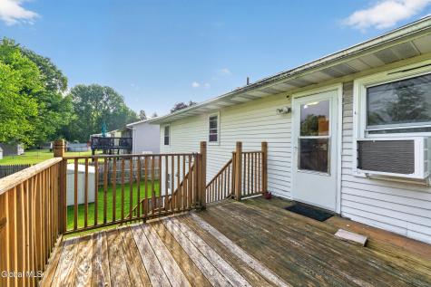 6 Theresa Ann Court Albany NY 12205