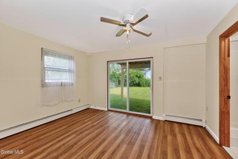 6 Theresa Ann Court Albany NY 12205
