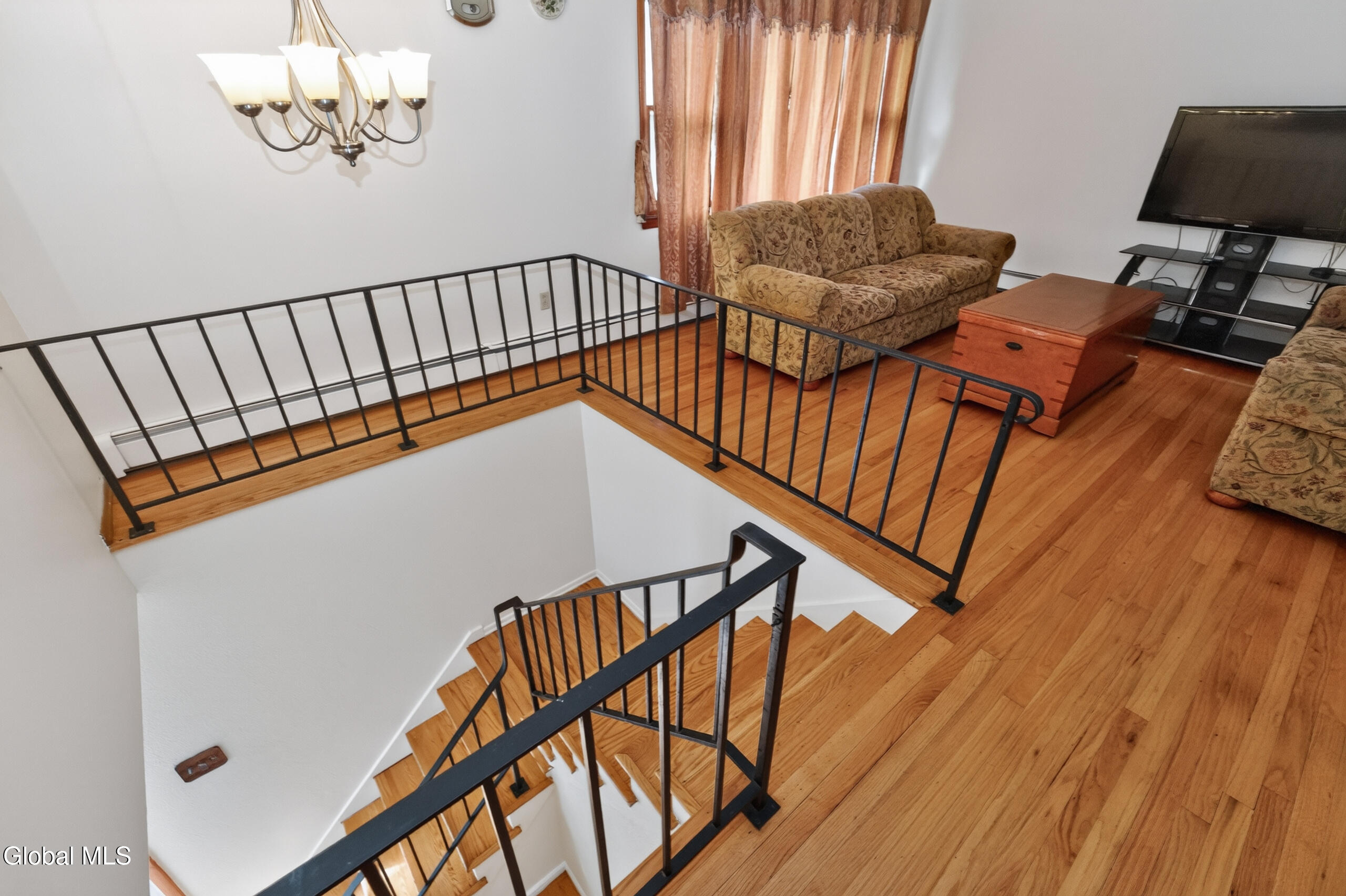 6 Theresa Ann Court Albany NY 12205
