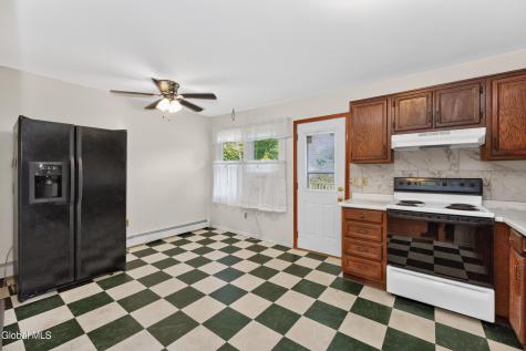 6 Theresa Ann Court Albany NY 12205