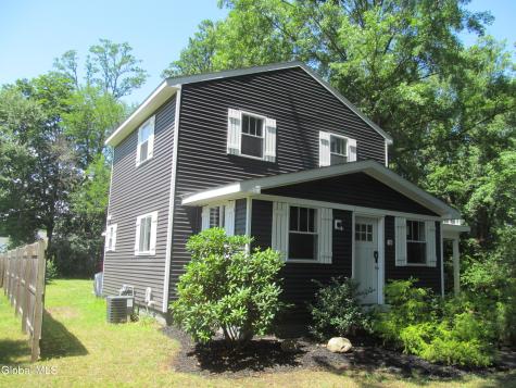 18 Valleyview Avenue Rotterdam NY 12306