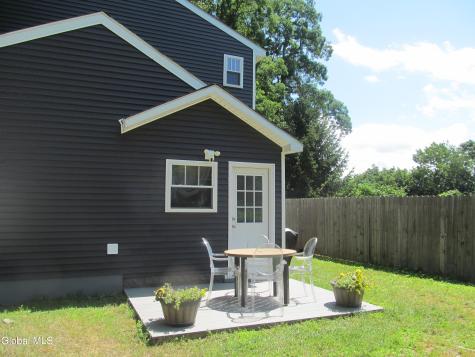 18 Valleyview Avenue Rotterdam NY 12306