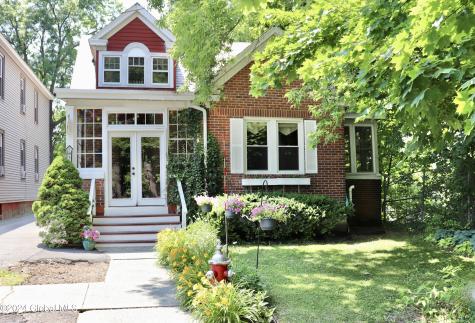 34 Magnolia Terrace Albany NY 12209