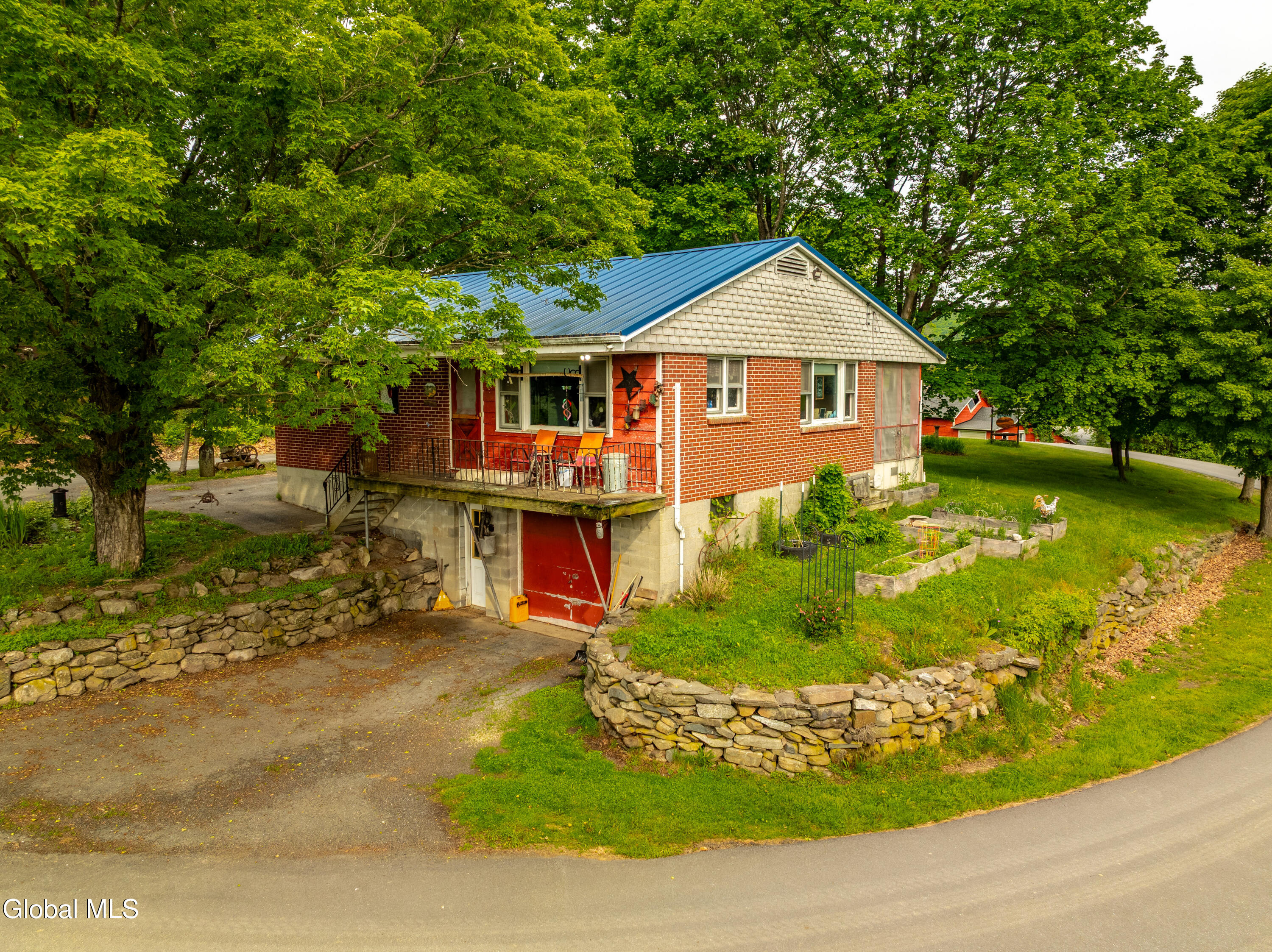 62 Tybush Lane Troy NY 12180