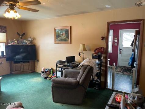 62 Tybush Lane Troy NY 12180