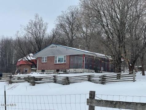 62 Tybush Lane Troy NY 12180