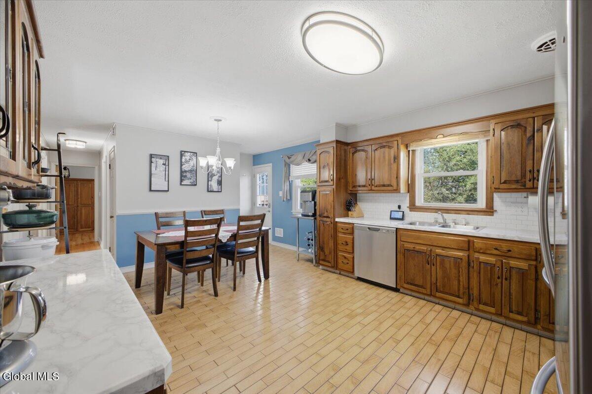 1100 Ireland Road Schenectady NY 12303
