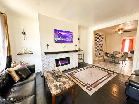 146 Lark Street Albany NY 12210