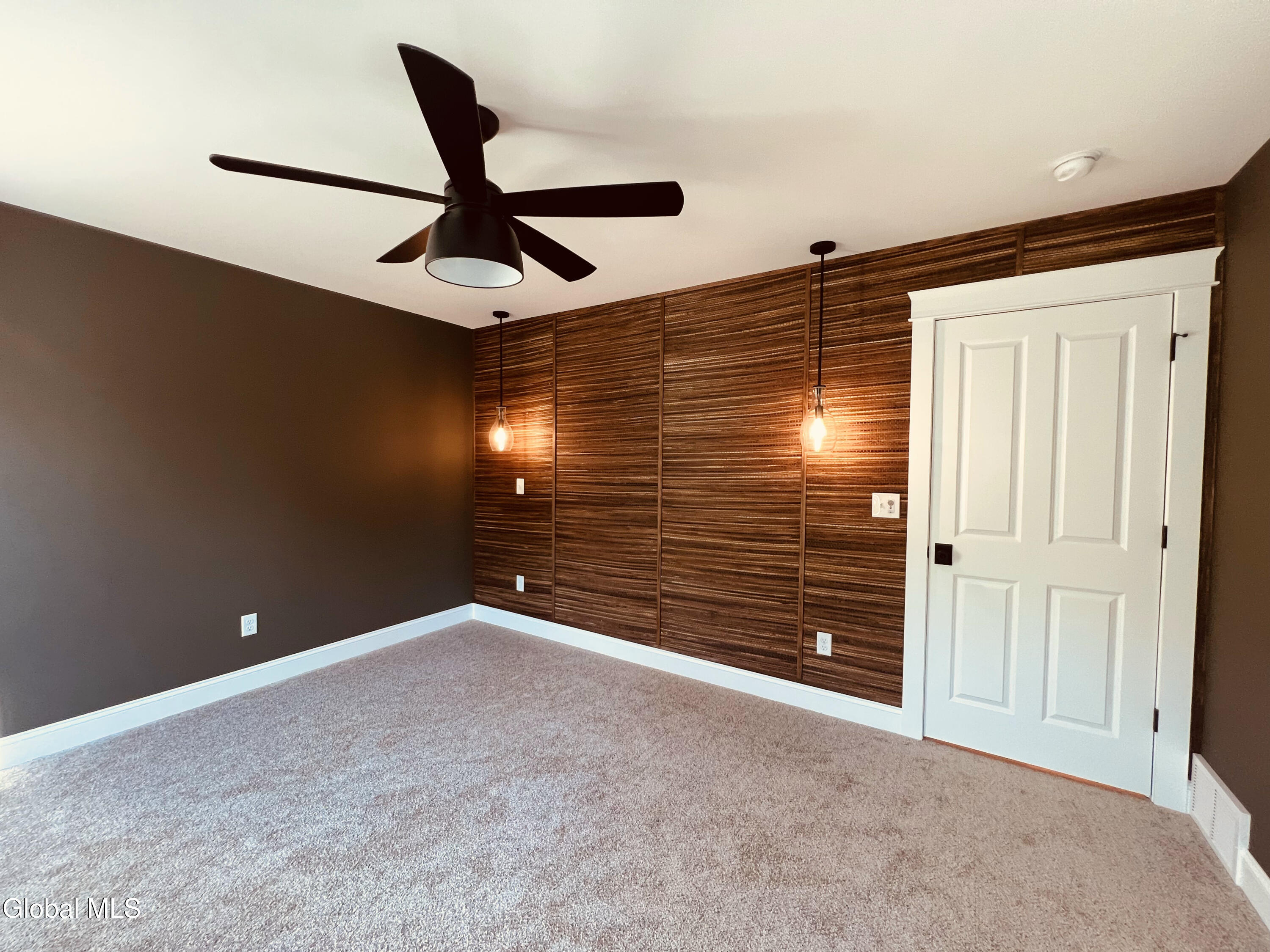 54 Nadia Boulevard Wynantskill NY 12198