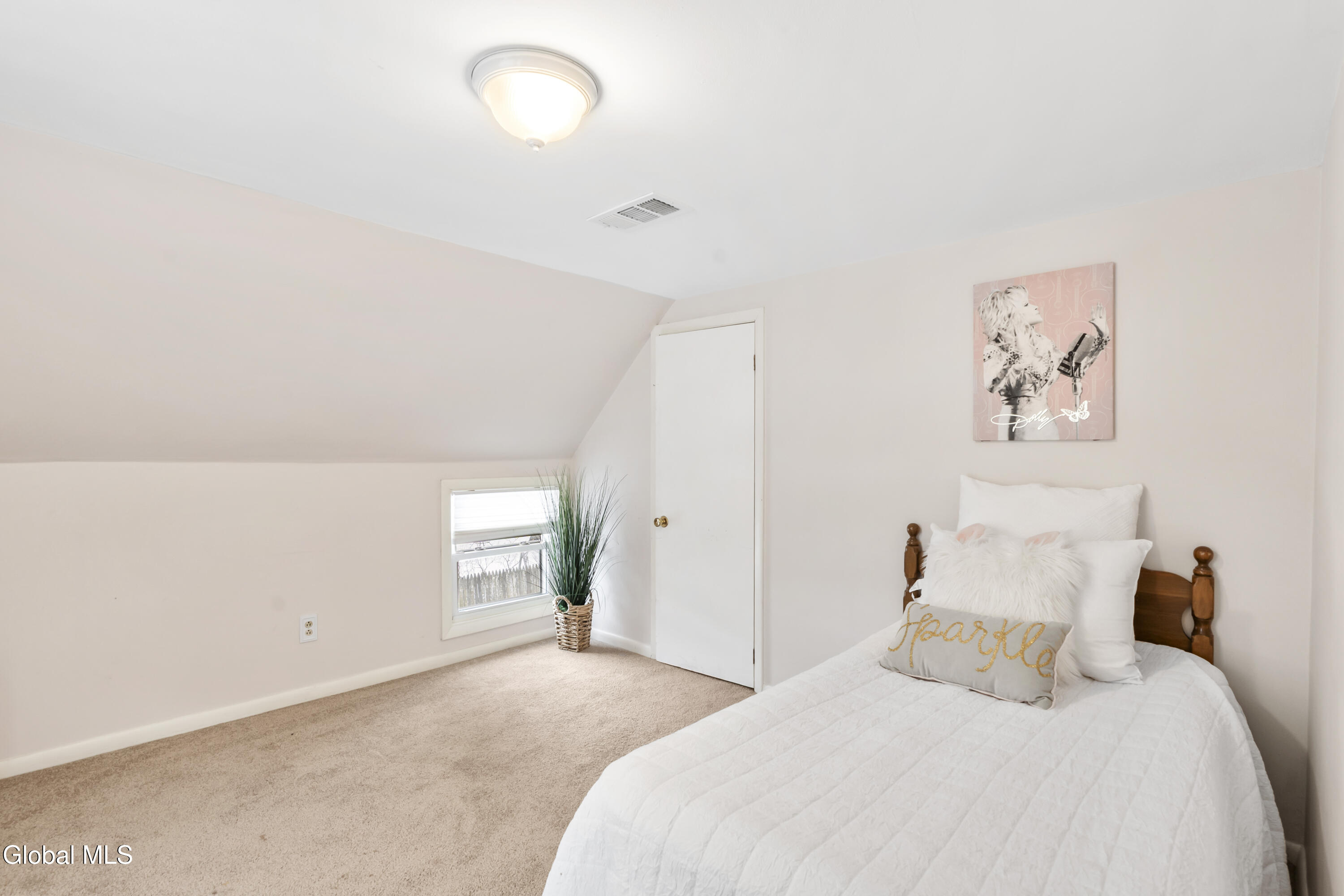 1064 Hegeman Street Schenectady NY 12306