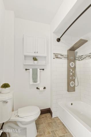 1064 Hegeman Street Schenectady NY 12306