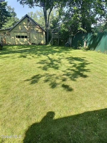 1064 Hegeman Street Schenectady NY 12306