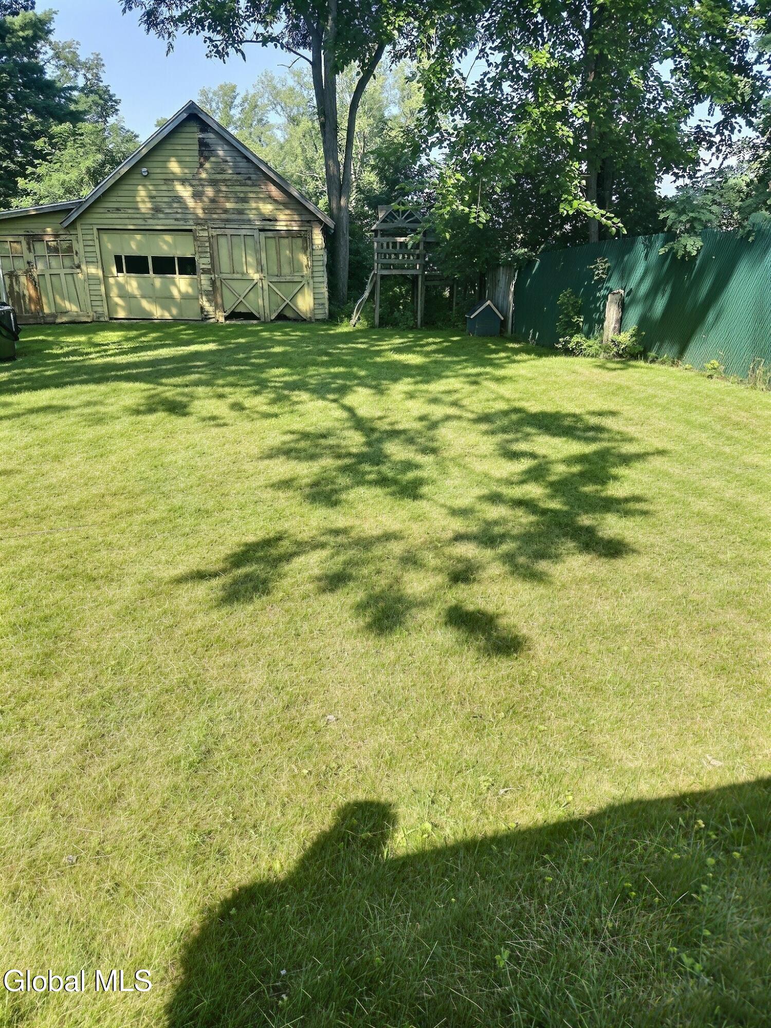 1064 Hegeman Street Schenectady NY 12306