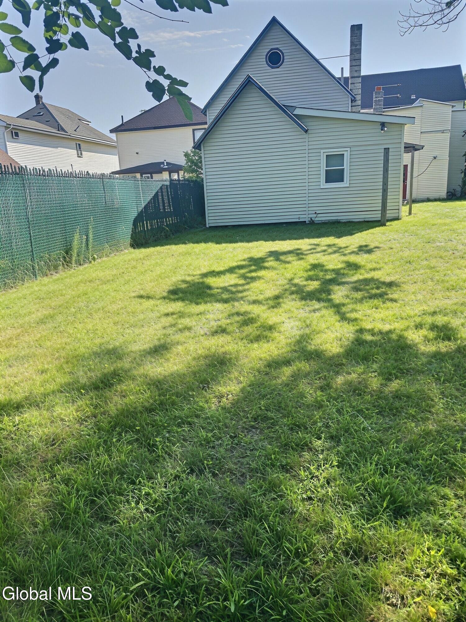 1064 Hegeman Street Schenectady NY 12306