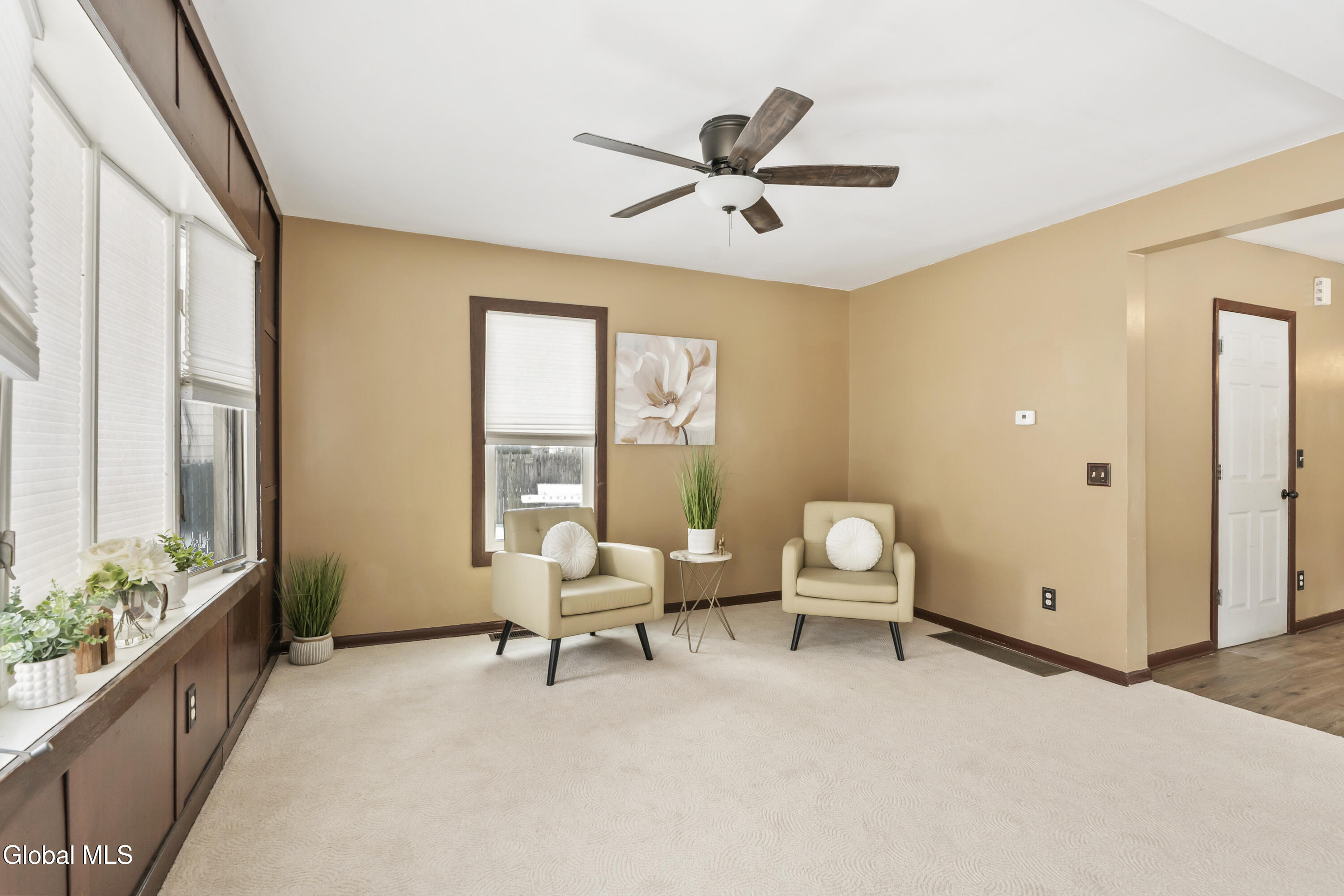 1064 Hegeman Street Schenectady NY 12306
