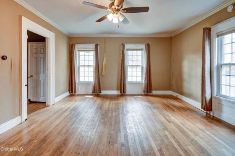 258 Kingsboro Avenue Gloversville NY 12078