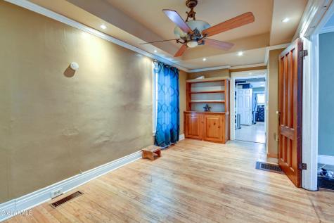 258 Kingsboro Avenue Gloversville NY 12078