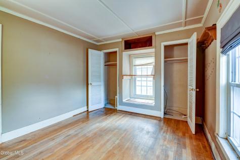 258 Kingsboro Avenue Gloversville NY 12078